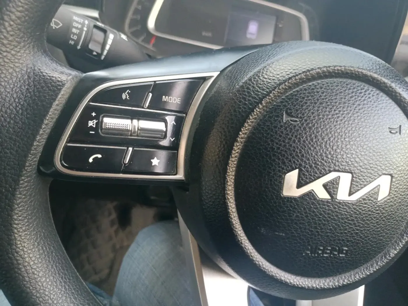 2023 KIA SONET HTK PLUS 1.2, CNG, Manual, 33,424 km, interior