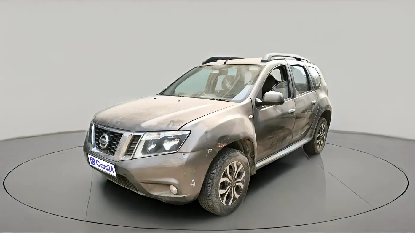 2015 Nissan Terrano XL (D), Diesel, Manual, 1,41,050 km, exterior