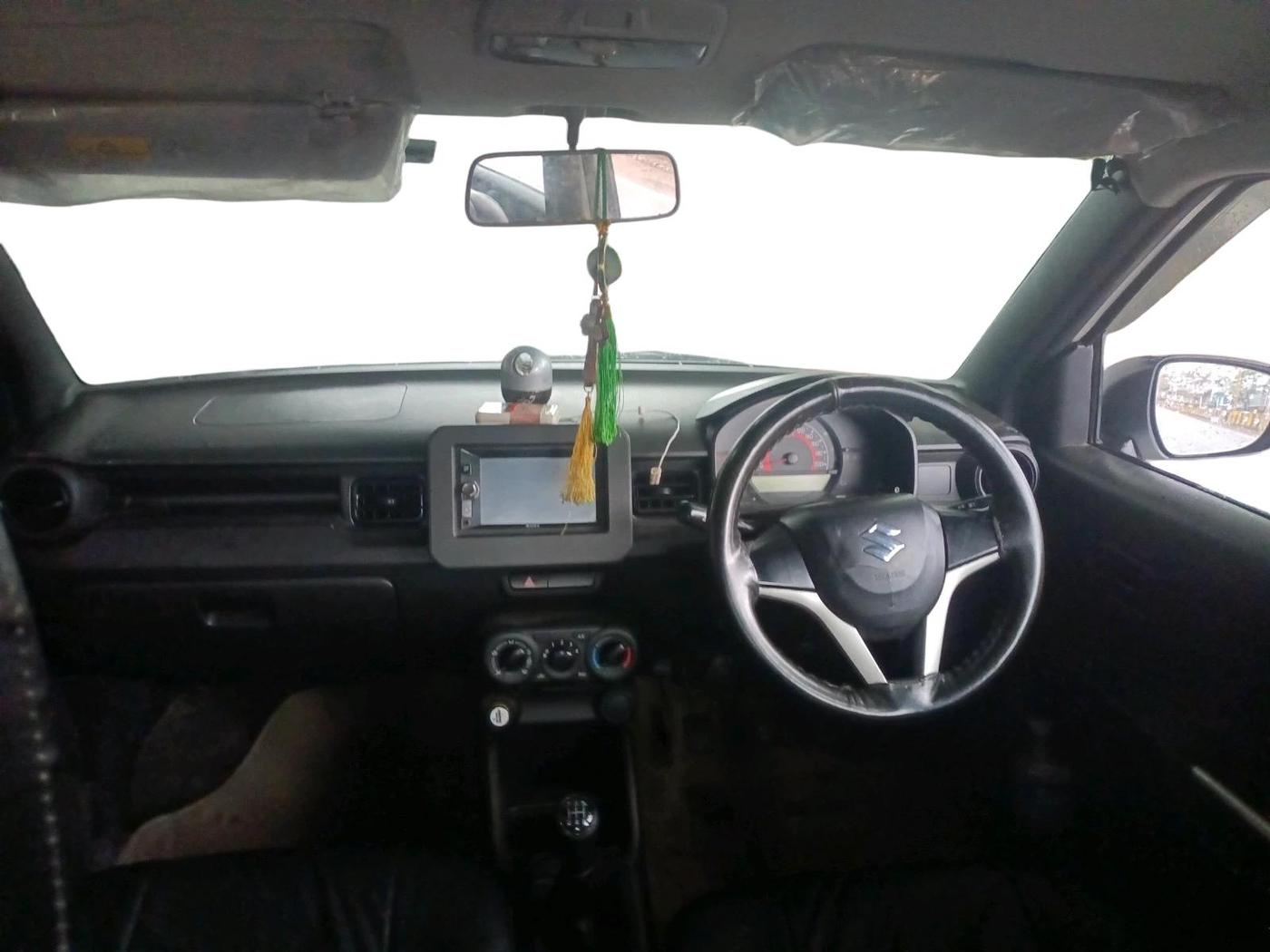 2017 Maruti IGNIS SIGMA 1.2, Petrol, Manual, 55,848 km, interior
