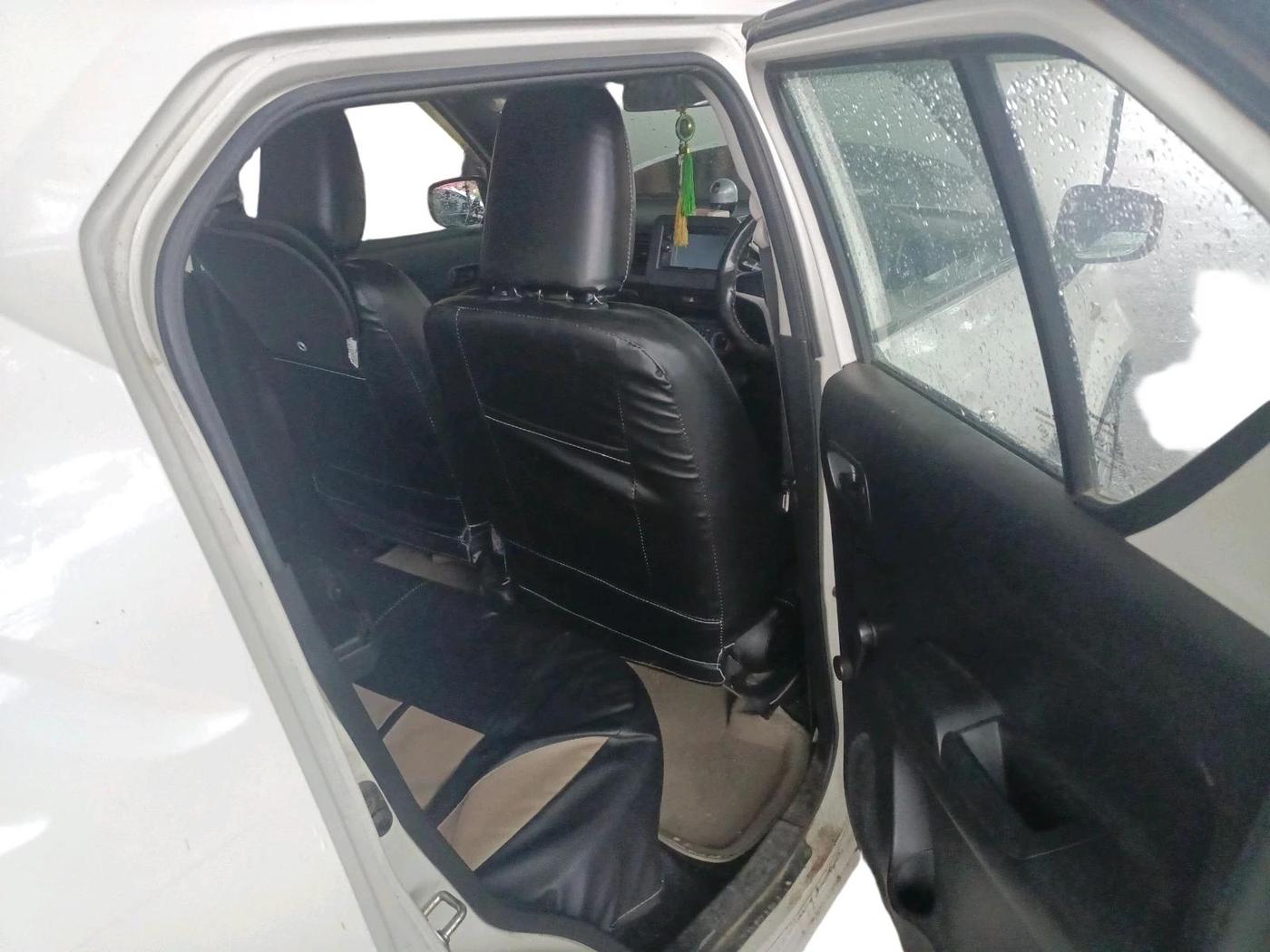 2017 Maruti IGNIS SIGMA 1.2, Petrol, Manual, 55,848 km, interior