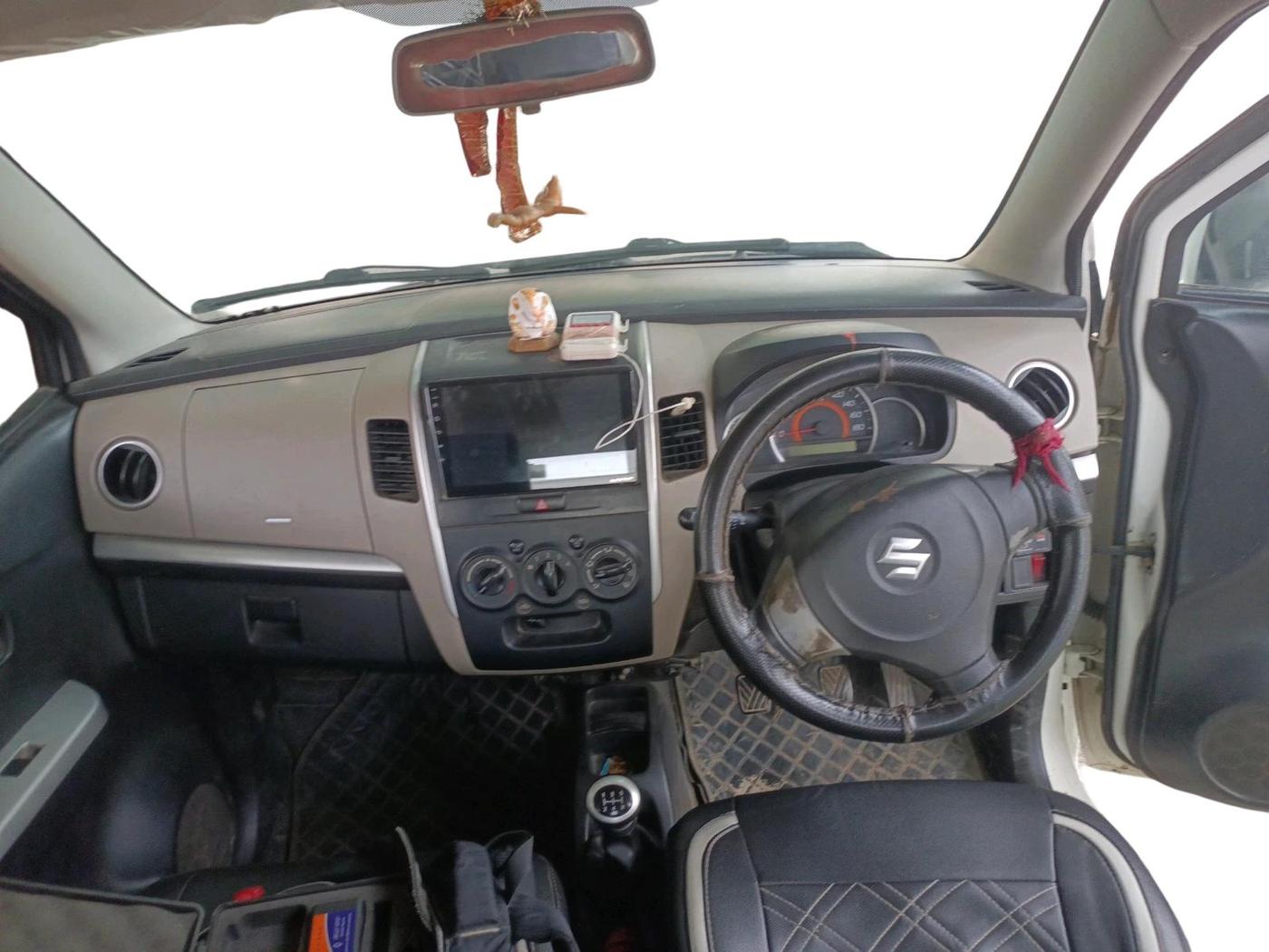 2016 Maruti Wagon R 1.0 VXI, CNG, Manual, 1,12,945 km, interior