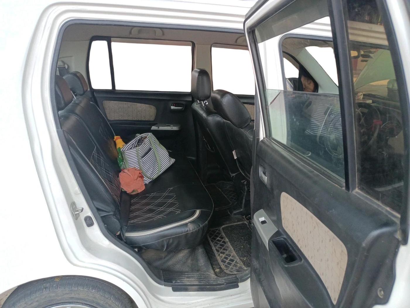 2016 Maruti Wagon R 1.0 VXI, CNG, Manual, 1,12,945 km, interior