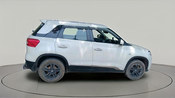 2017 Maruti Vitara Brezza ZDI, Diesel, Manual, 1,03,873 km, exterior