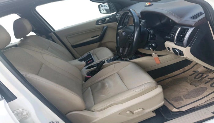 2016 Ford Endeavour TITANIUM 3.2 4X4 AT, Diesel, Automatic, 1,09,888 km, interior