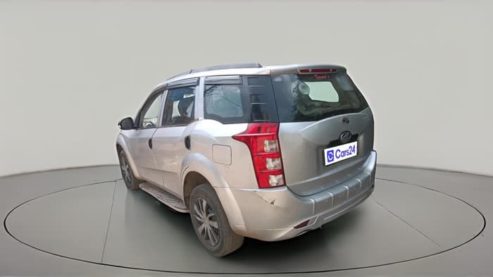2015 Mahindra XUV500 W4, Diesel, Manual, 1,11,078 km, exterior