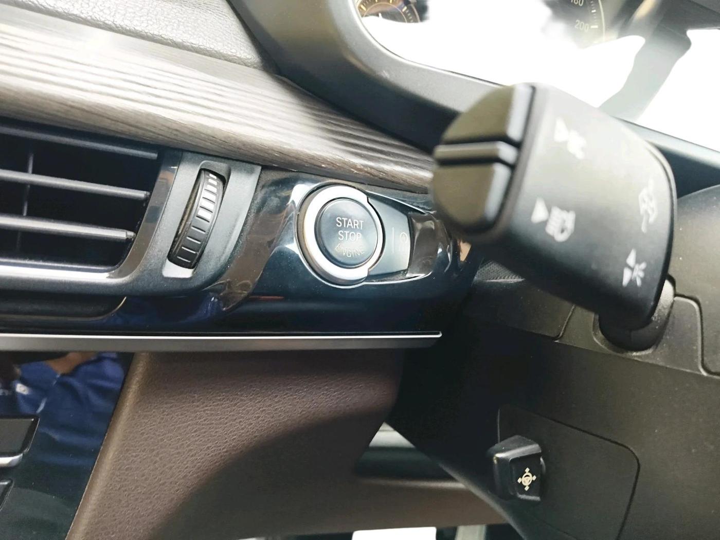 2018 BMW X5 XDRIVE30D DESIGN PURE 5 STR, Diesel, Automatic, 84,059 km, interior