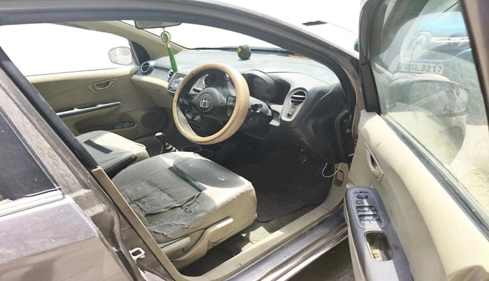 2013 Honda Amaze 1.5L I-DTEC E, Diesel, Manual, 3,58,056 km, interior