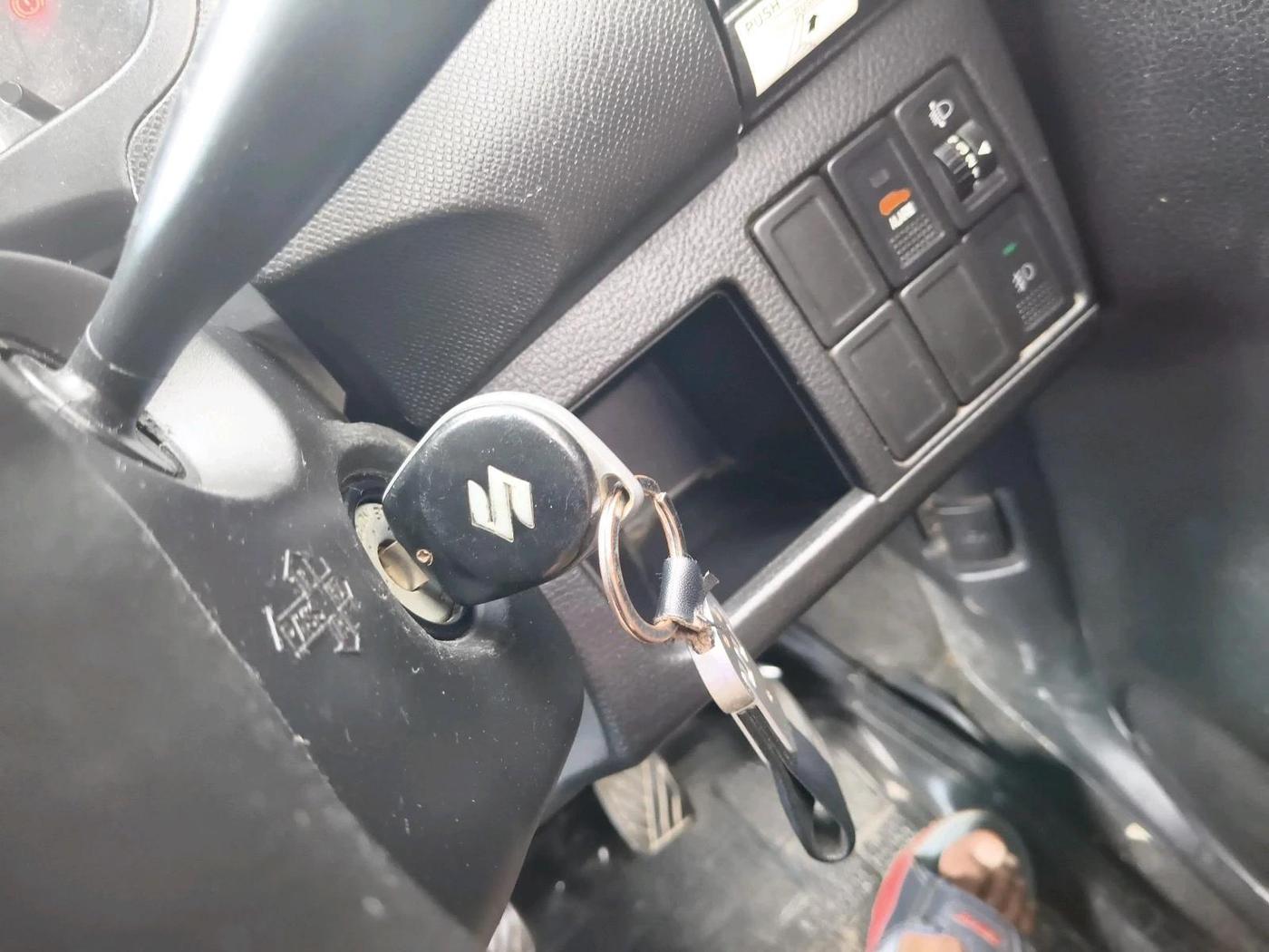 2013 Maruti Wagon R 1.0 VXI, Petrol, Manual, 1,20,475 km, interior