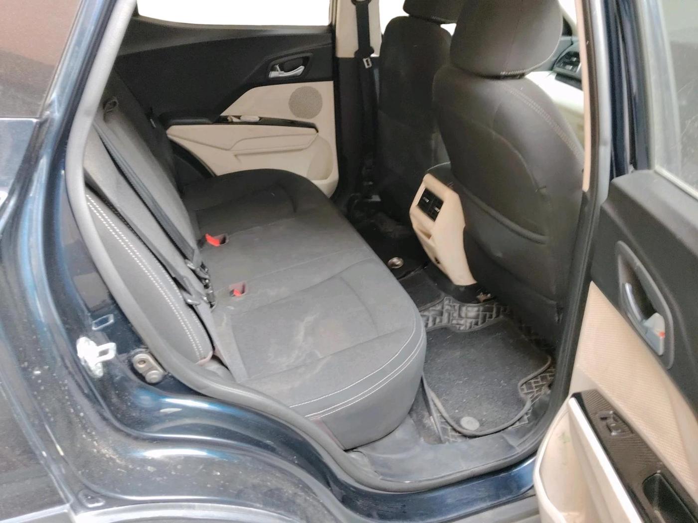 2024 Mahindra XUV 3XO AX5 1.5 Turbo Diesel Autoshift Plus, Diesel, Automatic, 58,774 km, interior
