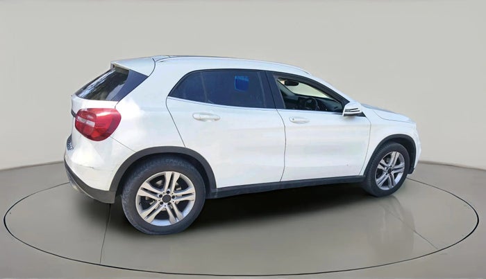 2014 Mercedes Benz GLA Class 200 CDI SPORT, Diesel, Automatic, 4,51,885 km, exterior