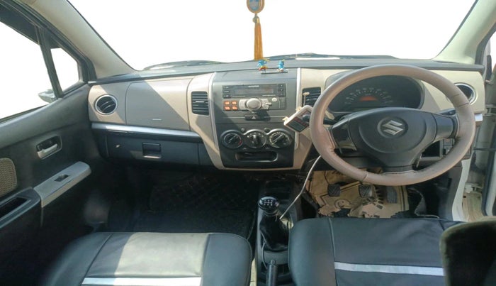 2014 Maruti Wagon R 1.0 LXI, CNG, Manual, 95,716 km, interior