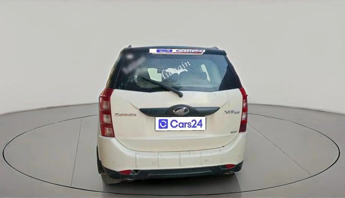 2017 Mahindra XUV500 W6, Diesel, Manual, 1,42,150 km, exterior