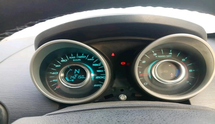 2017 Mahindra XUV500 W6, Diesel, Manual, 1,42,150 km, interior