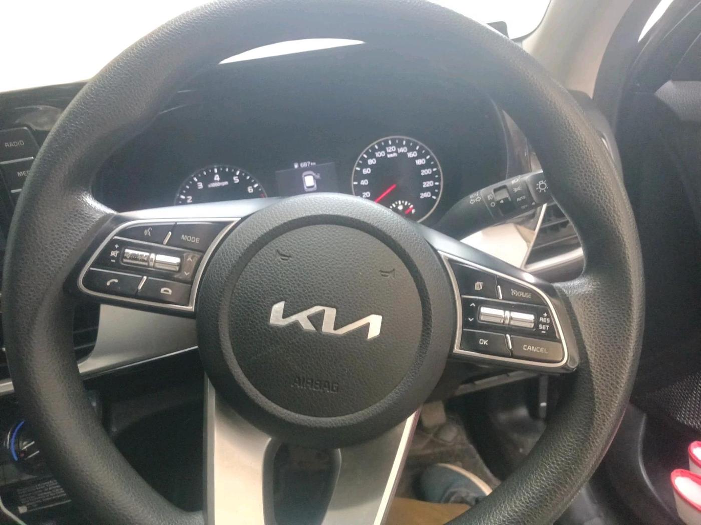 2021 KIA SELTOS HTK PLUS 1.5, Petrol, Manual, 85,000 km, interior