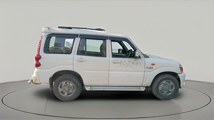 2014 Mahindra Scorpio LX, Diesel, Manual, 1,63,441 km, exterior