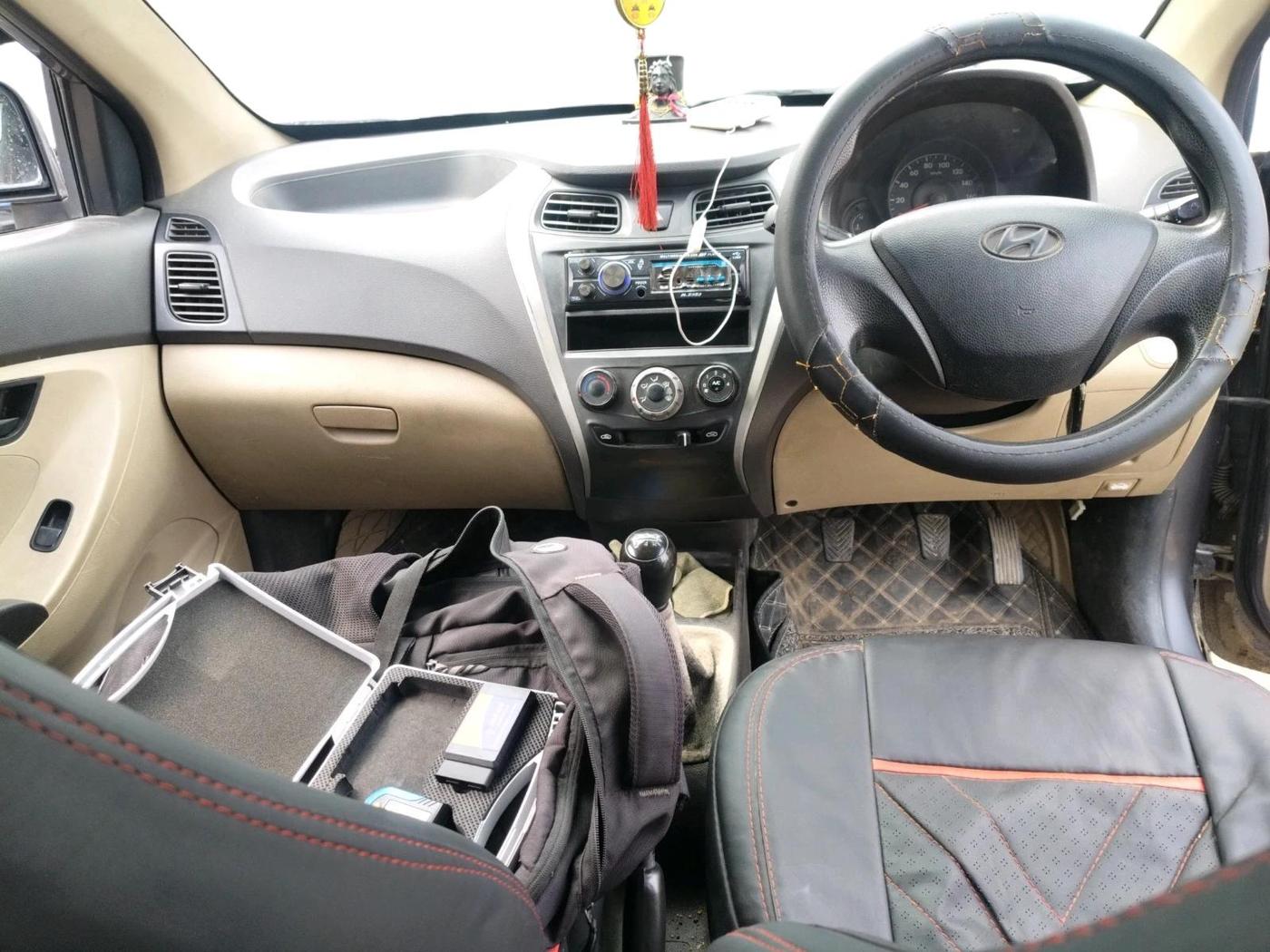 2017 Hyundai Eon ERA +, Petrol, Manual, 92,683 km, interior