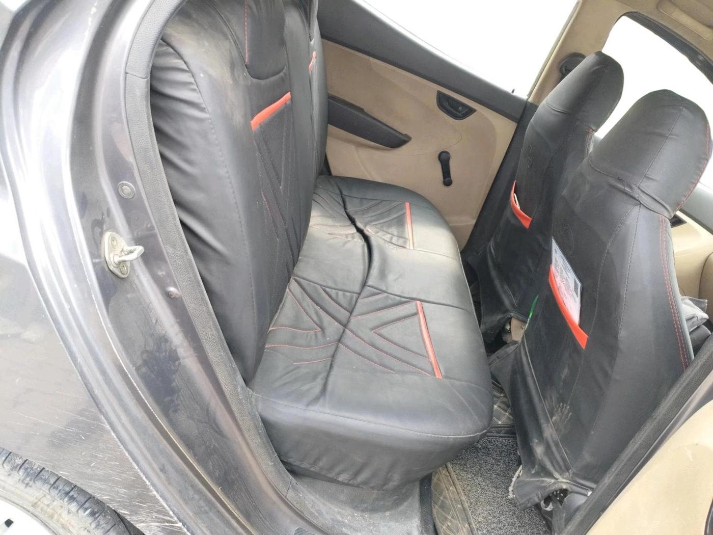 2017 Hyundai Eon ERA +, Petrol, Manual, 92,683 km, interior