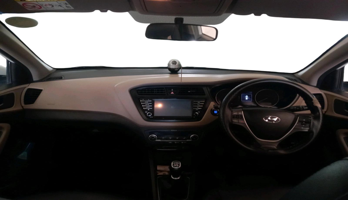 2016 Hyundai Elite i20 ASTA 1.2 (O), CNG, Manual, 61,662 km, interior