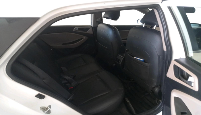 2016 Hyundai Elite i20 ASTA 1.2 (O), CNG, Manual, 61,662 km, interior