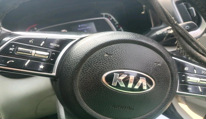 2020 KIA SONET HTX 1.0 IMT, Petrol, Manual, 96,435 km, interior
