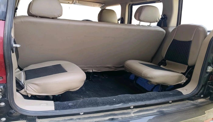 2024 Mahindra BOLERO NEO N10 R, Diesel, Manual, 24,246 km, interior