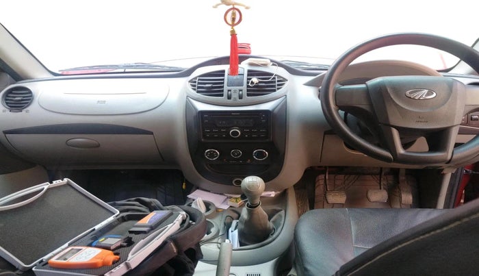 2016 Mahindra NUVOSPORT N6, Diesel, Manual, 34,492 km, interior