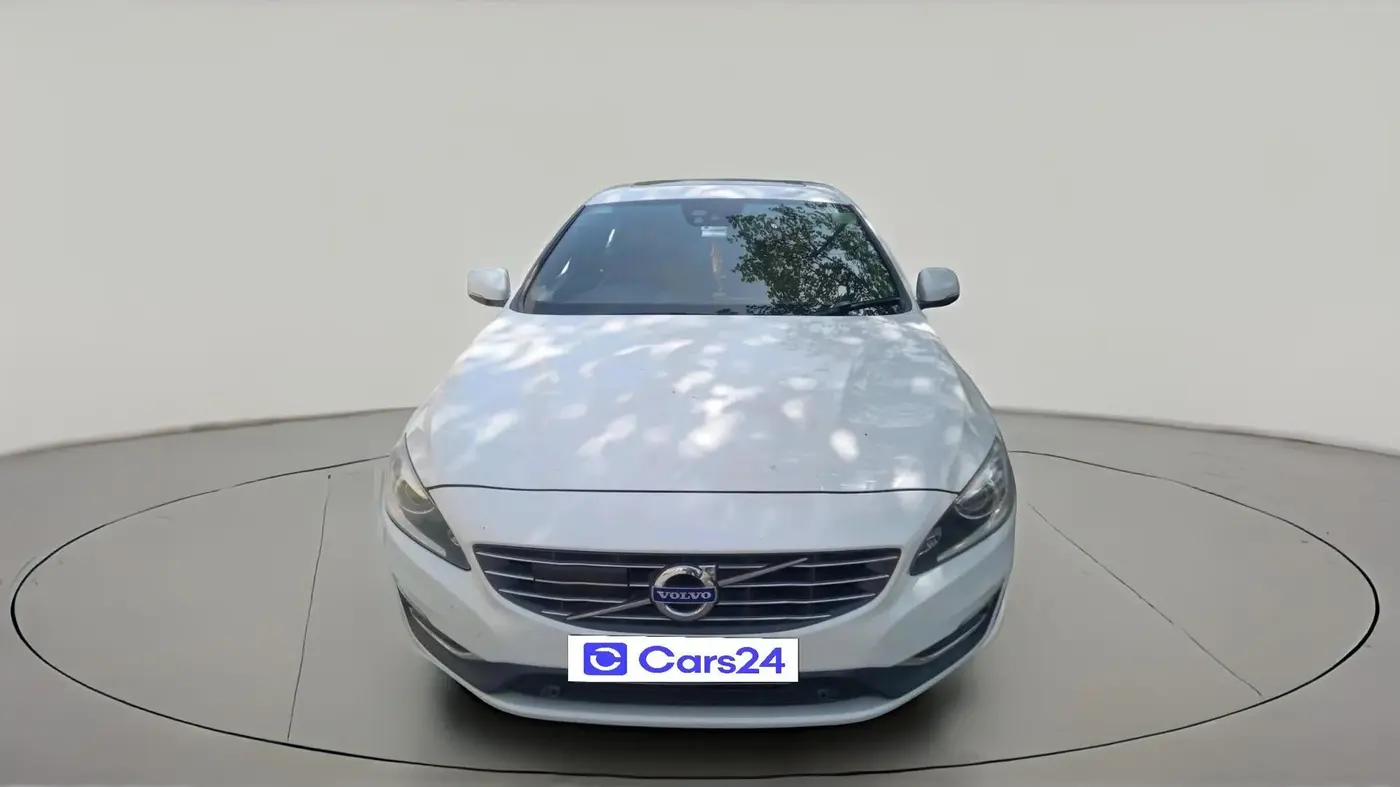 2017 Volvo S60 Momentum D4, Diesel, Automatic, 53,320 km, exterior