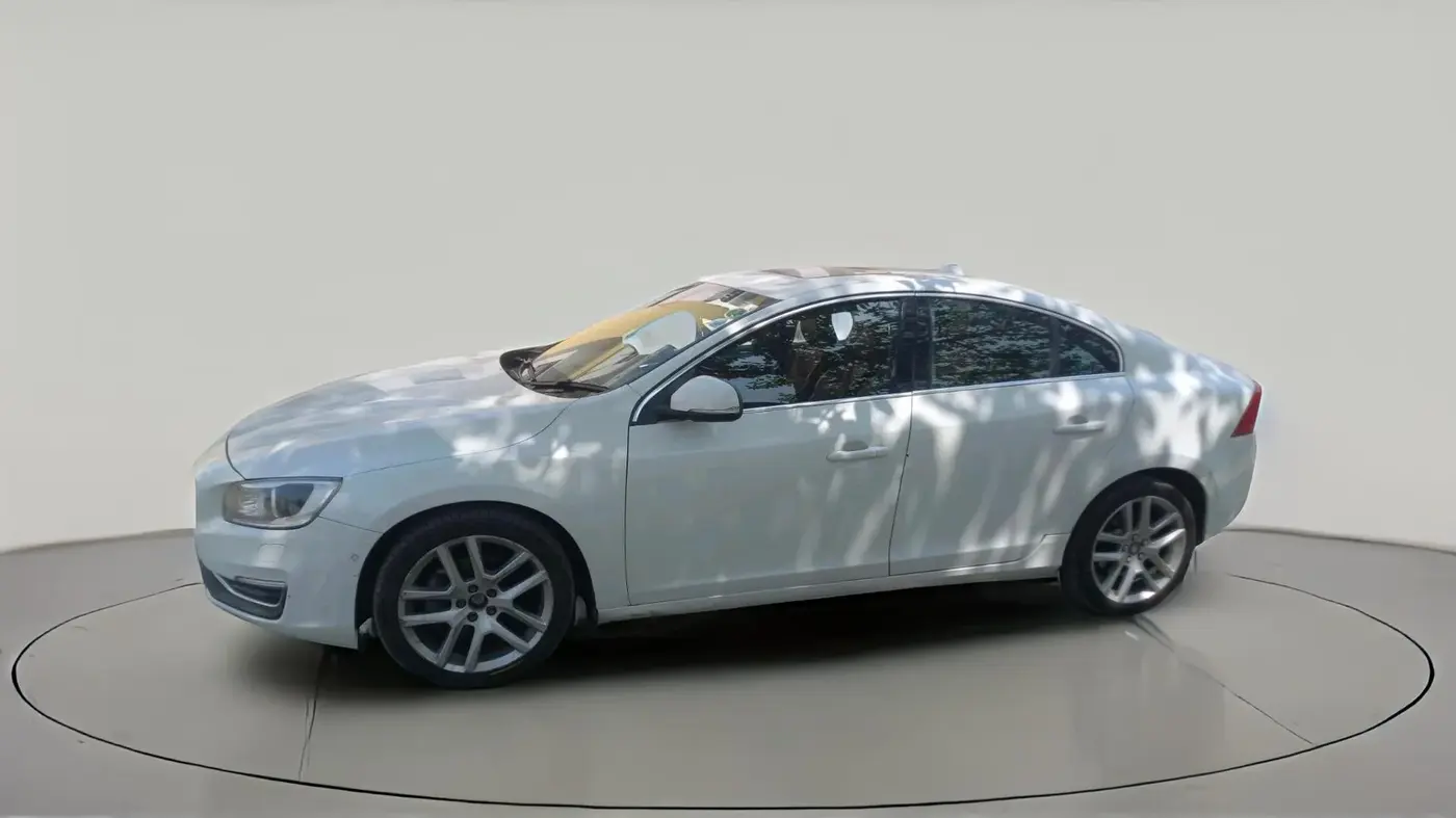 2017 Volvo S60 Momentum D4, Diesel, Automatic, 53,320 km, exterior