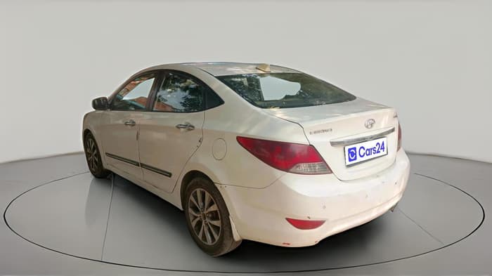 2013 Hyundai Verna FLUIDIC 1.6 CRDI SX, Diesel, Manual, 1,16,017 km, exterior