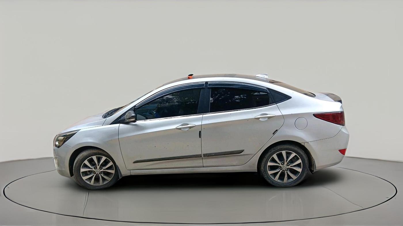 2017 Hyundai Verna 1.6 VTVT SX, Petrol, Manual, 45,307 km, exterior