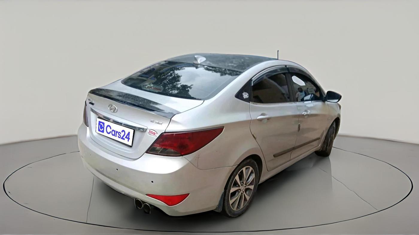 2017 Hyundai Verna 1.6 VTVT SX, Petrol, Manual, 45,307 km, exterior