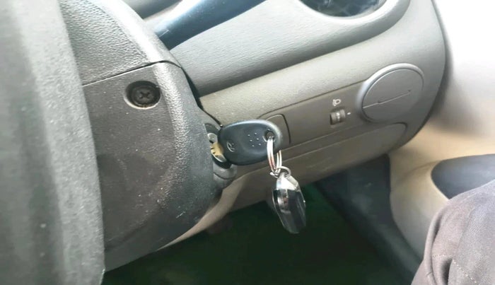 2013 Hyundai i10 MAGNA 1.1, Petrol, Manual, 71,122 km, interior