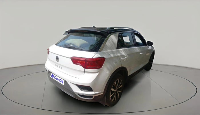 2019 Volkswagen T-ROC 1.5 TSI AT, Petrol, Automatic, 1,34,448 km, exterior