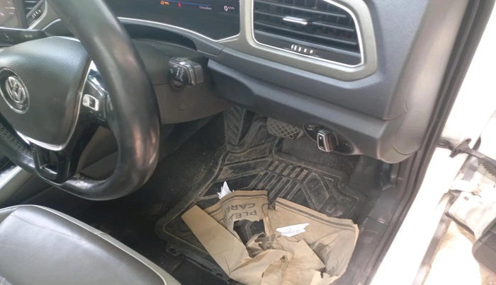 2019 Volkswagen T-ROC 1.5 TSI AT, Petrol, Automatic, 1,34,448 km, interior