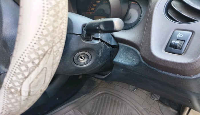 2013 Honda Amaze 1.5L I-DTEC E, Diesel, Manual, 99,482 km, interior