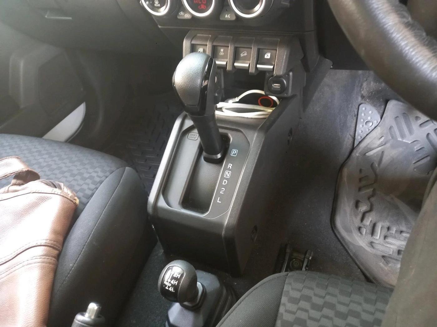 2023 Maruti JIMNY ALPHA ALL GRIP PRO AT, Petrol, Automatic, 18,078 km, interior