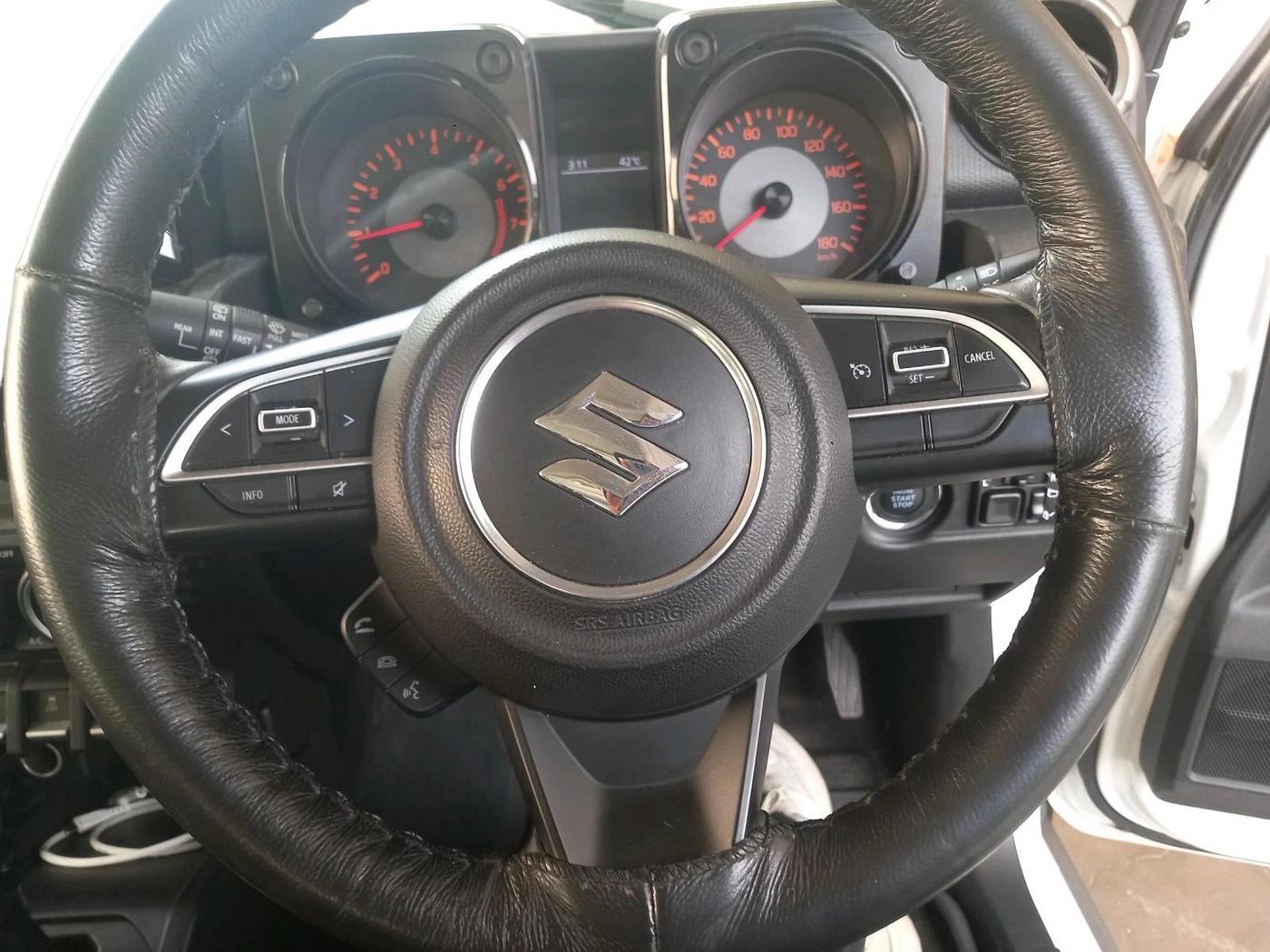 2023 Maruti JIMNY ALPHA ALL GRIP PRO AT, Petrol, Automatic, 18,078 km, interior