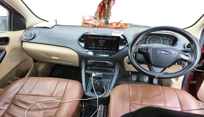 2017 Ford Figo Aspire TITANIUM1.5 DIESEL, Diesel, Manual, 1,19,179 km, interior