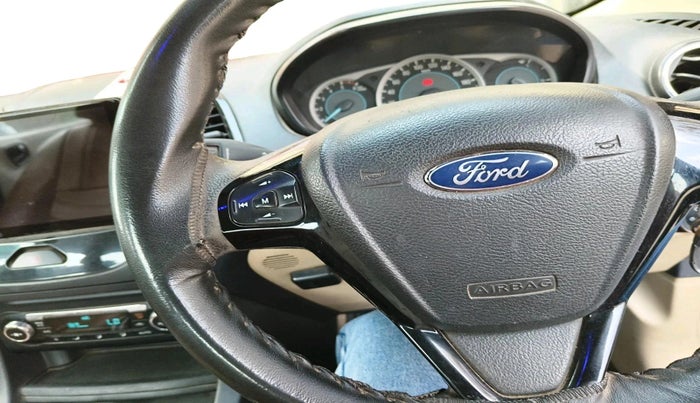 2017 Ford Figo Aspire TITANIUM1.5 DIESEL, Diesel, Manual, 1,19,179 km, interior