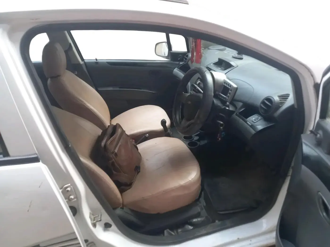 2013 Chevrolet Beat LS LPG, Petrol, Manual, 61,180 km, interior