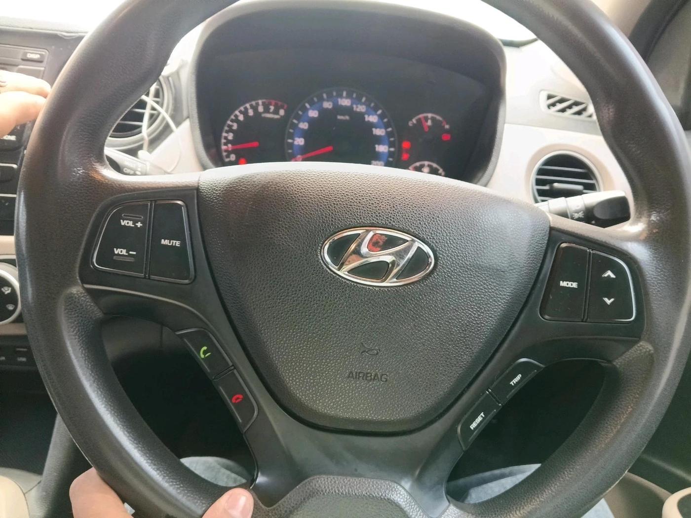 2017 Hyundai XCENT PRIME T VTVT  PLUS, CNG, Manual, 80,352 km, interior