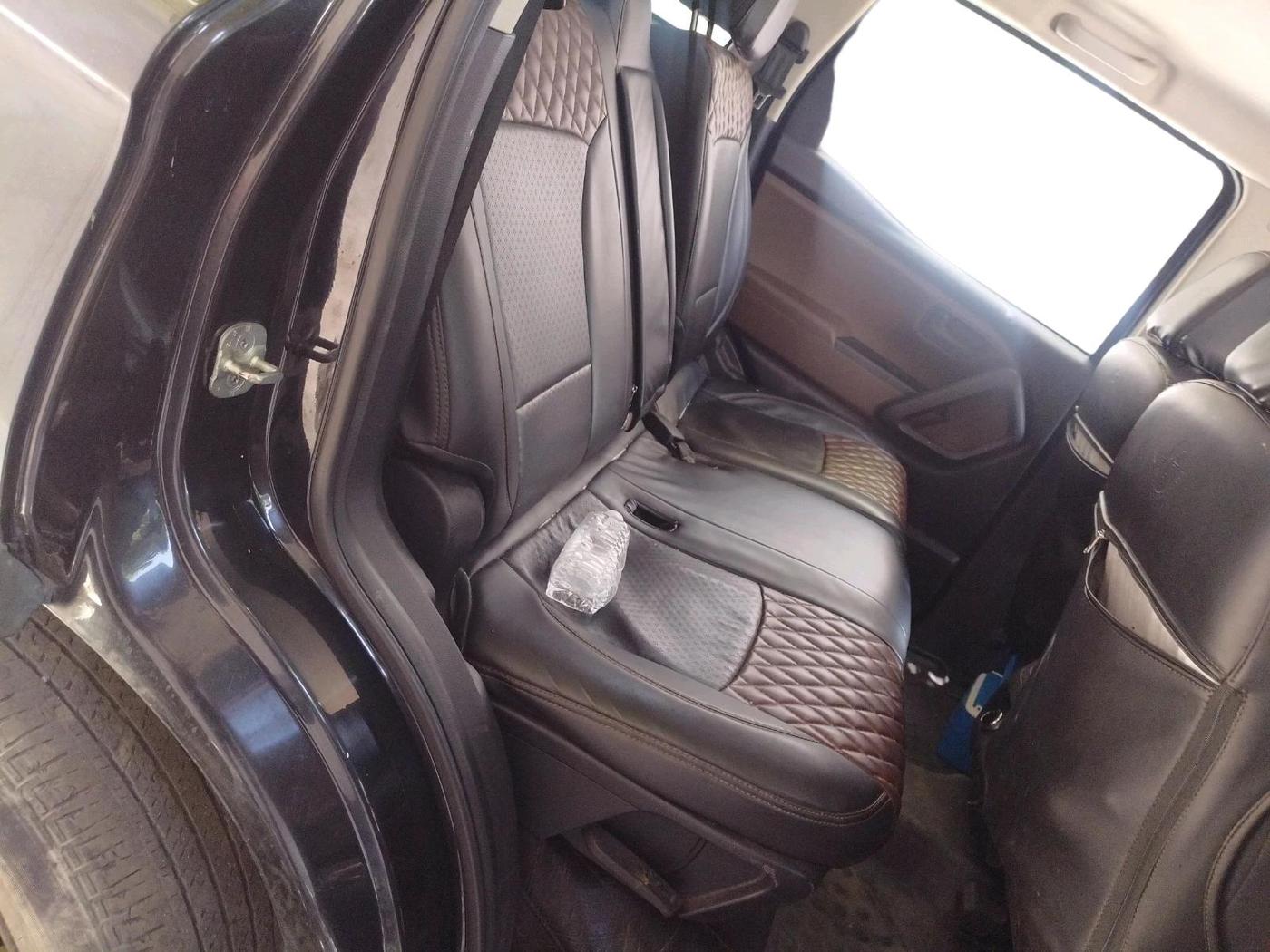 2023 Mahindra SCORPIO-N Z4 DIESEL MT 4WD 7 STR, Diesel, Manual, 77,487 km, interior