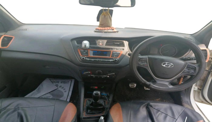 2015 Hyundai i20 Active 1.2 S, Petrol, Manual, 76,451 km, interior