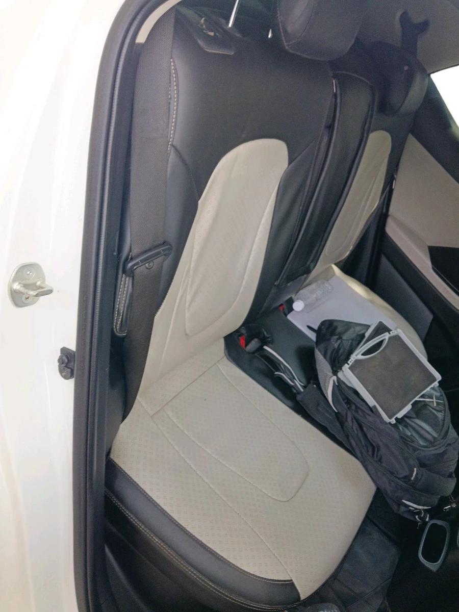 2023 Hyundai Creta E 1.5 PETROL, Petrol, Manual, 88,635 km, interior