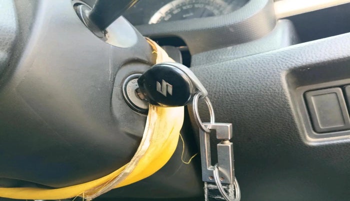 2016 Maruti Swift VDI, Diesel, Manual, 1,92,354 km, interior