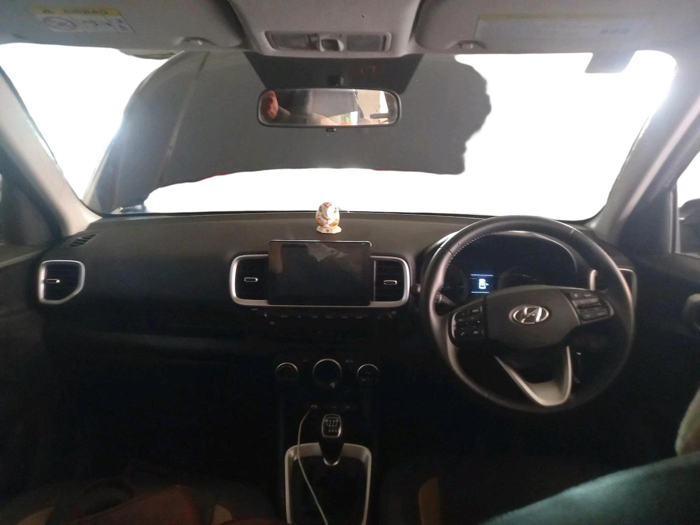 2022 Hyundai VENUE SX 1.0 TURBO IMT, Petrol, Manual, 7,945 km, interior