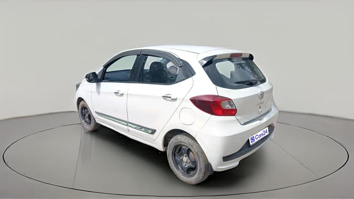 2022 Tata Tiago XZ PLUS CNG, CNG, Manual, 55,743 km, exterior