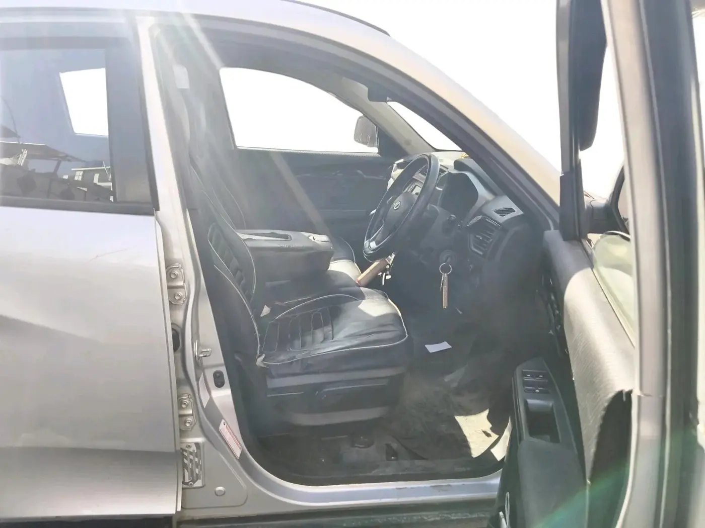 2018 Mahindra KUV 100 NXT K8 D 6 STR, Diesel, Manual, 76,505 km, interior