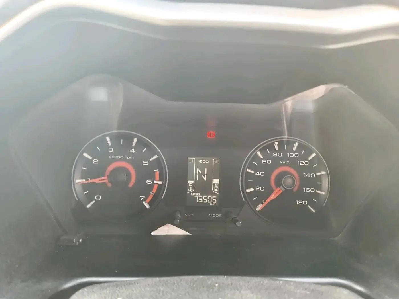 2018 Mahindra KUV 100 NXT K8 D 6 STR, Diesel, Manual, 76,505 km, interior
