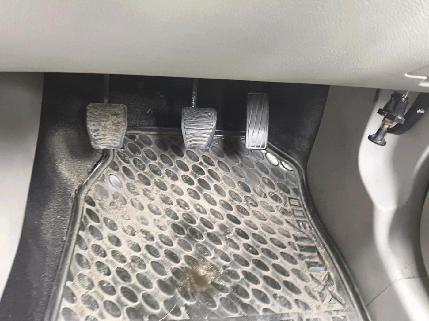 2022 Mahindra XUV300 W8 1.2 PETROL, Petrol, Manual, 67,846 km, interior
